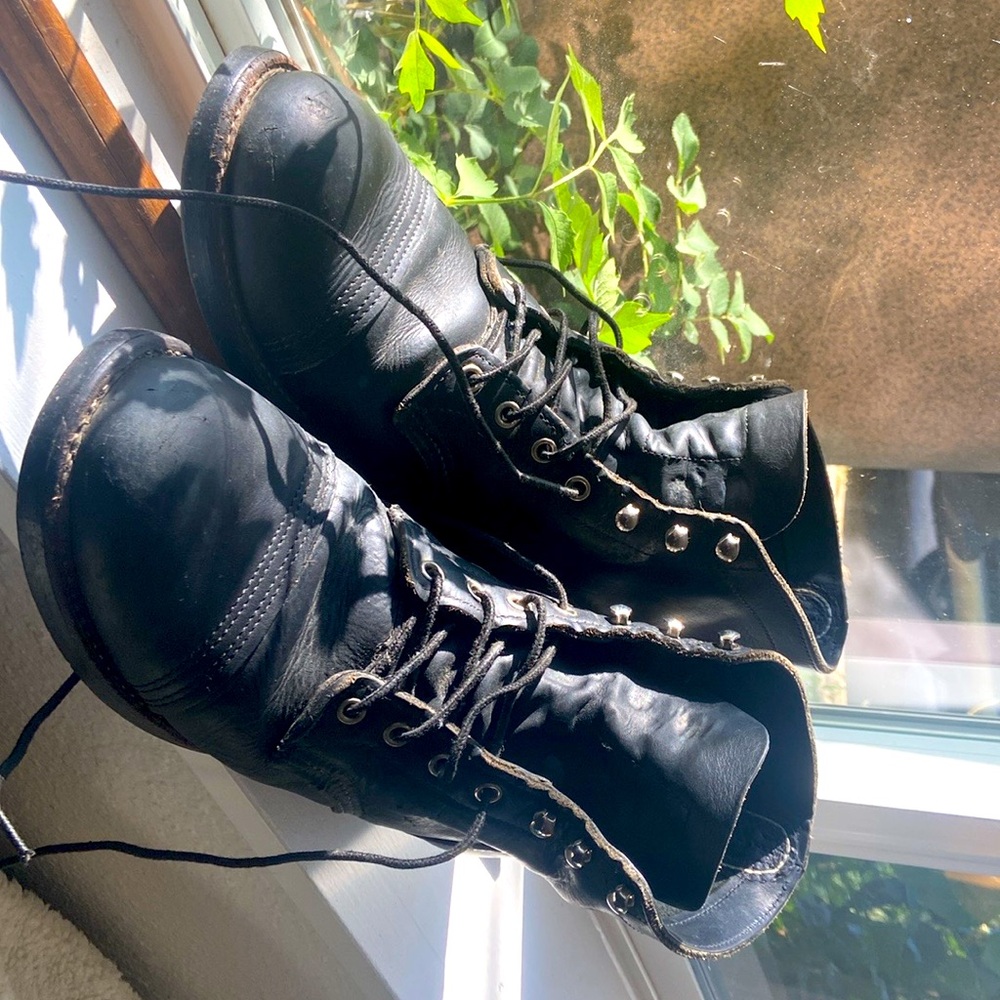 Red wing iron ranger size 9.5 black